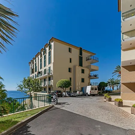 Formosa Ii By An Island Apartment